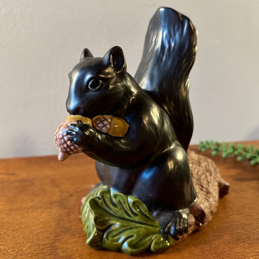 Vintage Ceramic Squirrel Figurine Oak